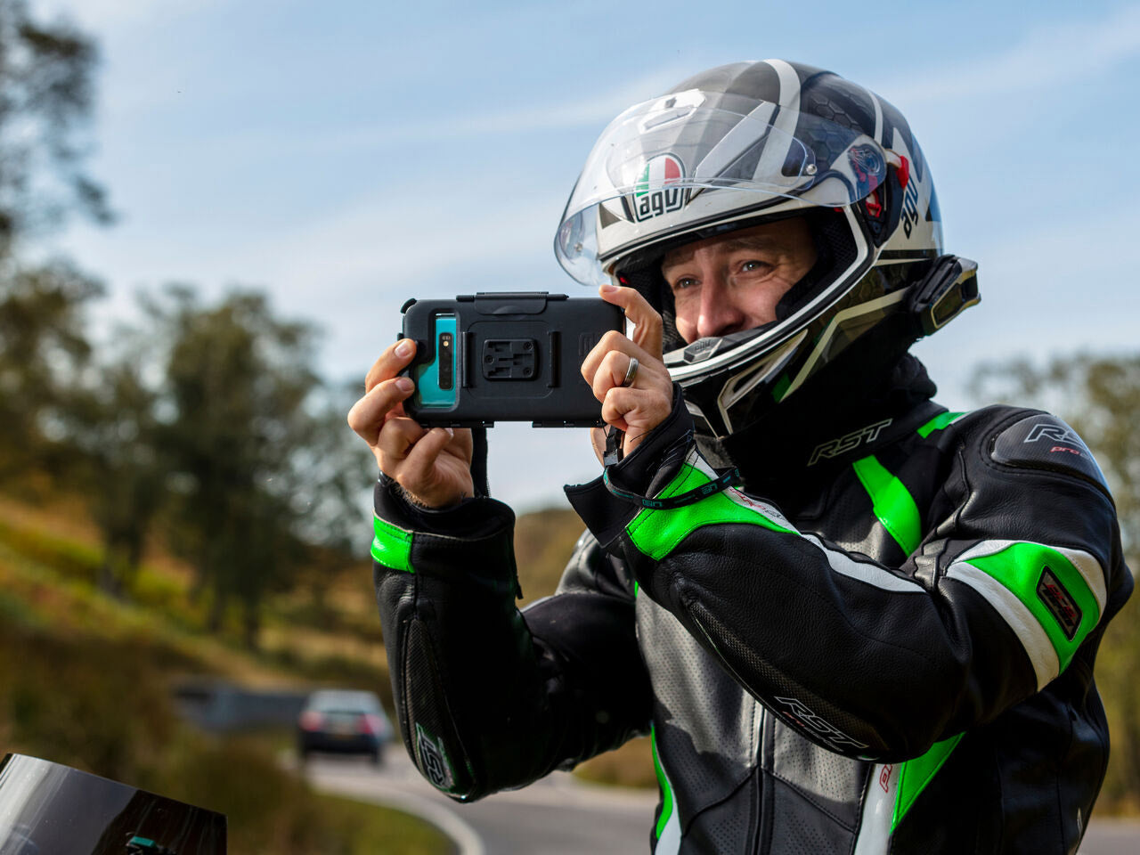 SAMSUNG GALAXY S20+ WASSERDICHTE MOTORRADHALTERUNG-HANDYHÜLLE | ULTIMATEADDONS